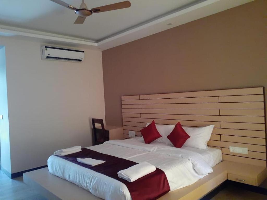 Golden Sands Resort, Morjim Buitenkant foto